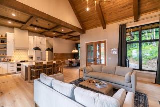 The HeartStone Lodge at Eagles Nest - 3
