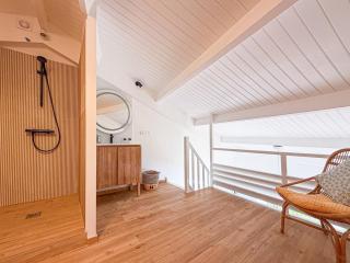 NEW! Orient Bay's best view 2 bedrooms 2 bathrooms - 4