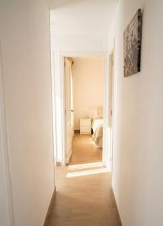 3 Double Beds - Great Area, Perfect for Families - 5