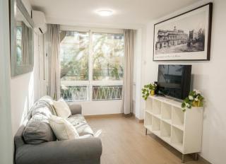 3 Double Beds - Great Area, Perfect for Families - 1