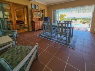 Villa Candle Berry - Tranquil Lagoon Retreat - 3