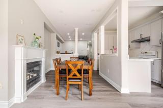 Comfortable Brampton Getaway 3BR, 3BA, 4 Beds - 8