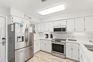 Vacation in This Gorgeous 2-Story Home! 3 BR 3 BA! Sleeps 8! - 1