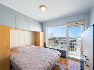 Wimbledon A - 0803 - 8