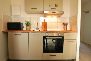 Gemütliches 3-Raum Apartment mit Boxspringbetten, vollausgestattet Küche, Balkon, WLAN, 40 Zoll HD-TV, Parkplätze - 5