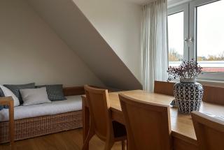 Lichtdurchflutete Dachgeschosswohnung in Uninähe - 8