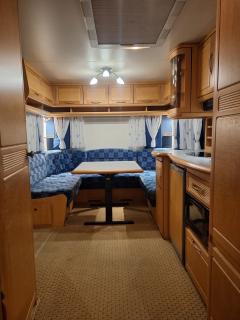 Proboost Arctic Center Cosy Caravan - 9