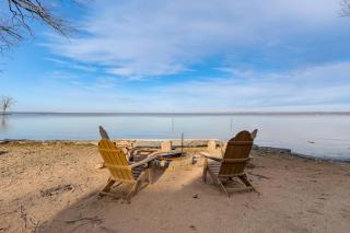 Spacious Family Winter Retreat on Oneida Lake! - 5