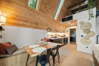 Ascent A-Frame at Calm Ridge Treehouses - 5