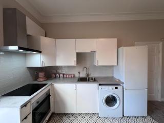 The Bluebird B&B III - 1