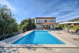 New Luxury Villa with heated Pool, Marina-Trogir - 1