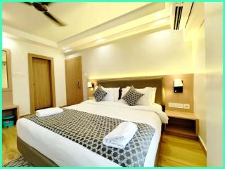 Rooftop Sea View The G-Resort Residency Near Jagannath Temple -AirConditioned Rooms with Balconies # Swimming Pool # Lift - Top Rated Hotel In Puri - 2
