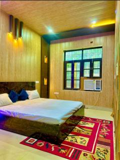 Lucknow FrameHouse - 5