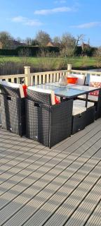 Carnaby Rosedale - 5