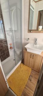 Carnaby Rosedale - 2