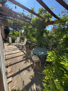 La petite maison près de la mer, avec jardin et parking - 5