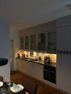 Stylish City Apartment with Panoramic Views - 3