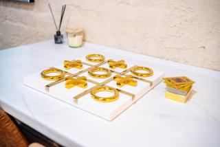 Central 6 Bedroom 2 Bathrooms House - Free Parking - 6