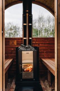 Nestledstays - The Hide - 4