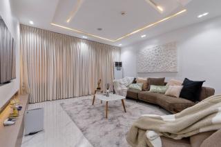 3 Bed Apartment on Banana Island Road Ikoyi - 7