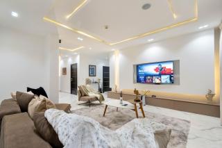 3 Bed Apartment on Banana Island Road Ikoyi - 0