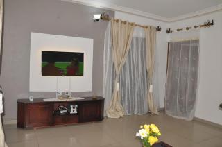 Petit Nid Douillet à Etoudi - Yaoundé - 3