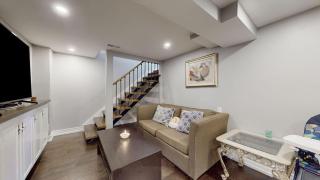 Cozy with Sauna 2 BedRooms basement apartment - 5