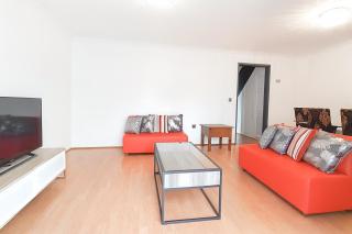 3 Bedroom Cozy House-Short and Long Stay - 8