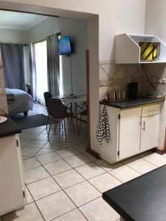 TANS Garden Cottage - Centurion - 7