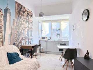 Central Park Apartment with garden view - 0