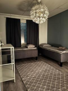 Cozy Arctic Heart - 1