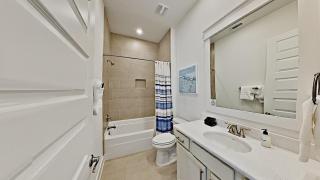 Settle By The Sea - 6