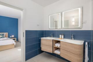 Luxury Villa Mila for 8 Persons, Free Parking, 800 m from center of Supetar - 9