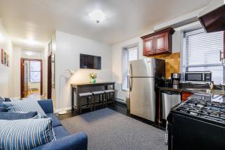 Centrally Located Central Park Apartments - 9