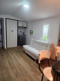 Lindo estudio con espectacular vista - 2