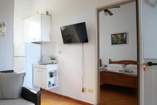 Summer House -Room for 5 people in 1st Floor - J - 4