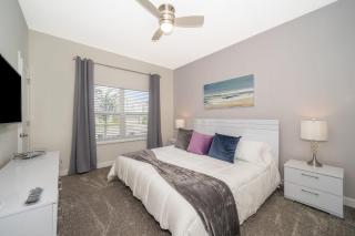 296IN TOWNHOUSE 4 BEDROOMS & 3 BATHROOMS + POOL - 6