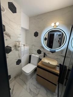 City Hall Deluxe Studio - 4