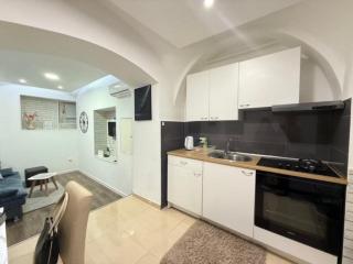 Apartment Frenki- Tkalčićeva -self check in-free parking - 4