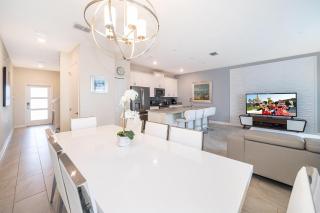 212BA TOWNHOUSE 4 BEDROOMS & 3 BATHROOMS + POOL - 2