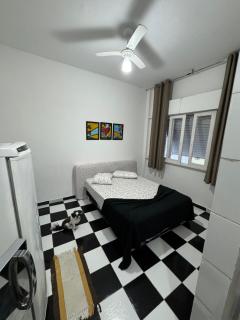 Apezinho em Cima do Mar - São Vicente - 1