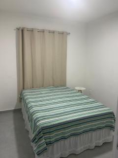 Apto com dois quartos com cama e ar - 6