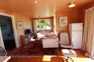 Estuary View - Peaceful Onekaka Retreat - 5