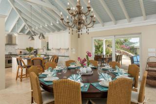 Maria Bluff Main House Villa- Modern Renovations Private Pool Ocean Front Views and Pool Table - 5