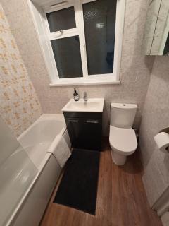 Edgware, Haru Residence 4bed House - 4