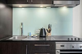 Stylish Central Studio with Gym - 2