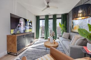 The Second Fiddle-Odyssey-Mins to Broadway - 2