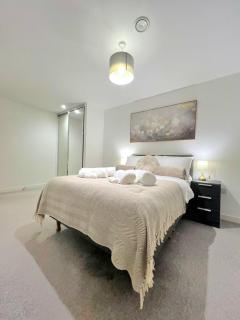 Luxury Apartment in Birmingham City Centre - 6