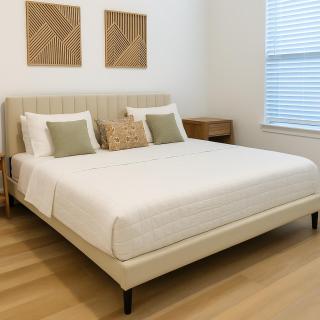 Cozy & Chic - Worker Friendly - Sherman - 7