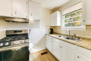 1 Mi to Chattahoochee RiverWalk Cozy Home Base - 2